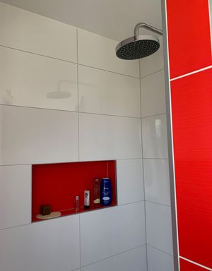 WC-douche intérieure sur demande et avec supplément de nettoyage